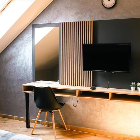 Manoir Apartments City Center ノヴィ・サド エクステリア 写真