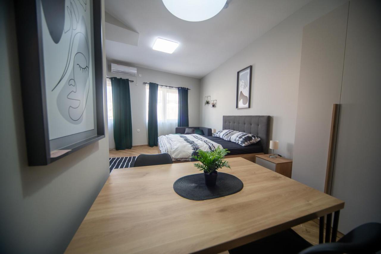 Manoir Apartments City Center ノヴィ・サド エクステリア 写真
